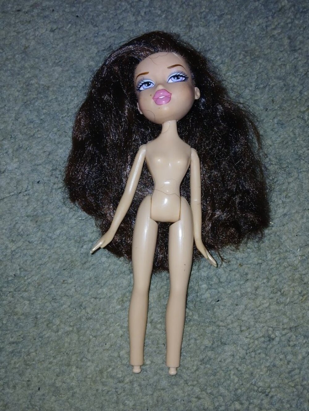 BRATZ flash back doll